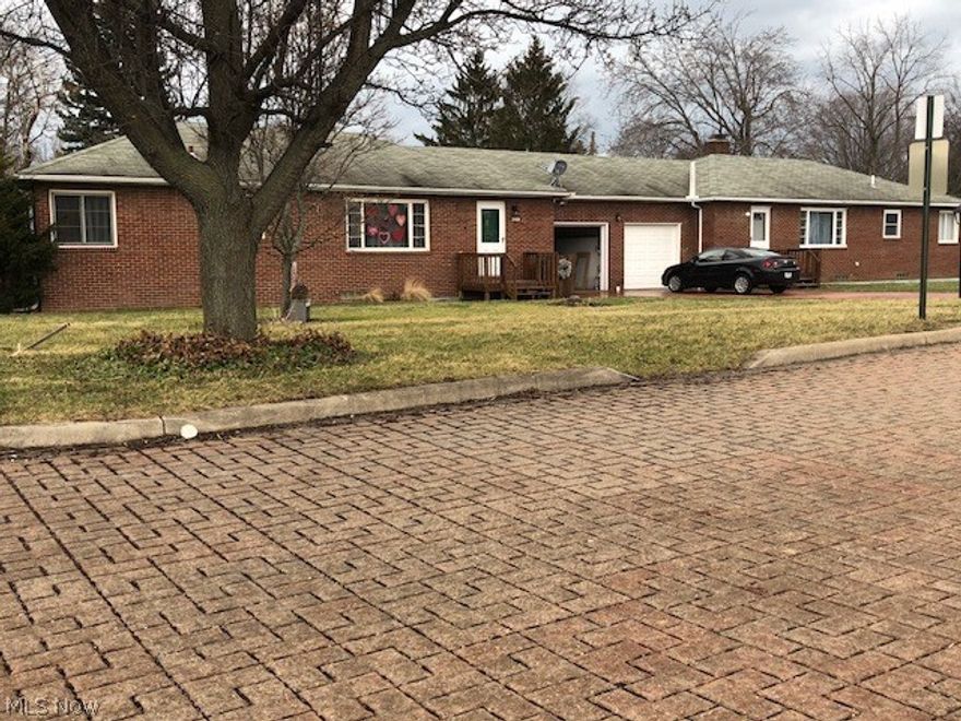 This is a great investment opportunity in Mentor. This brick duplex is convenient  to highways, shopping,  restaurants, parks, schools. One side has 3 bedrooms and the other has 2 bedrooms, both with attached garage. 7408 already has a tenant that would like to stay. Don't let this opportunity pass you by.