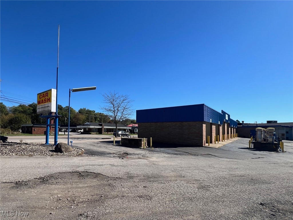 Township/Weathersfield - Commercial Sale