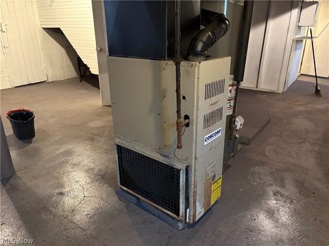 Tiny photo for 15501 Judson Drive, Cleveland, OH 44128 (MLS # 5201062)