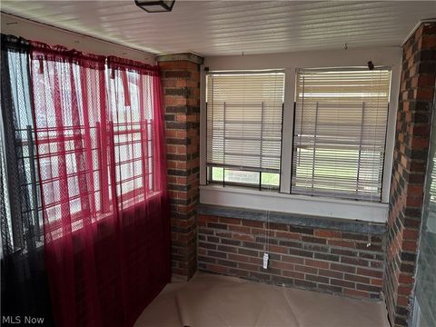 Tiny photo for 15501 Judson Drive, Cleveland, OH 44128 (MLS # 5201062)