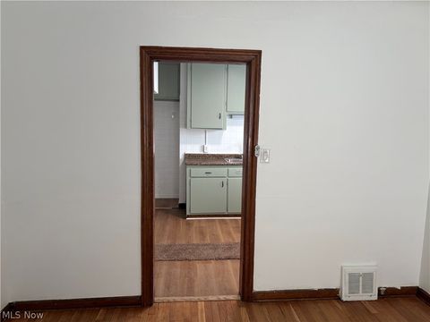 Tiny photo for 15501 Judson Drive, Cleveland, OH 44128 (MLS # 5201062)