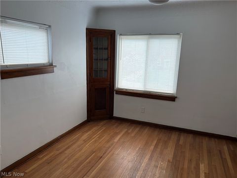 Tiny photo for 15501 Judson Drive, Cleveland, OH 44128 (MLS # 5201062)
