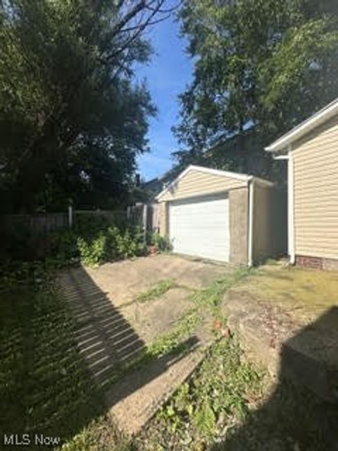 Tiny photo for 1407 7th Street NW, Canton, OH 44703 (MLS # 5178212)