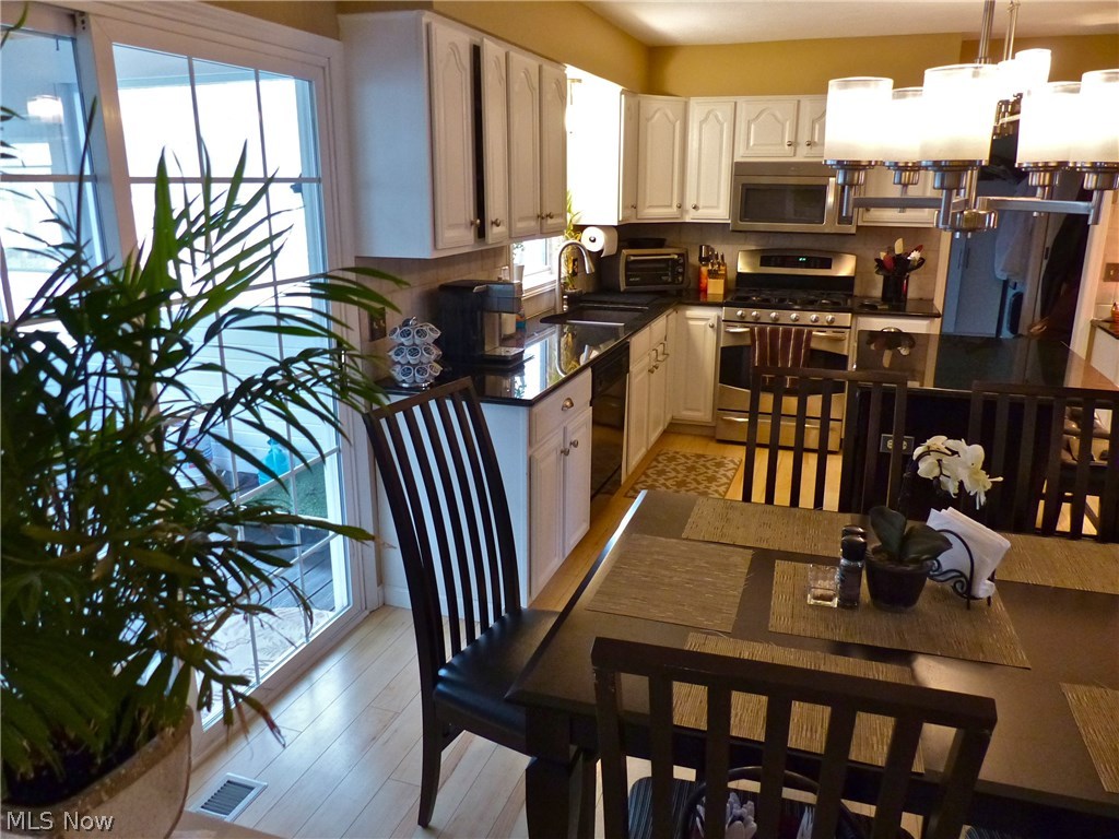 Raintree Park - Residential