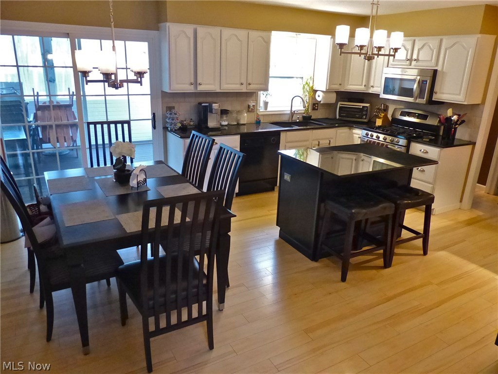 Raintree Park - Residential