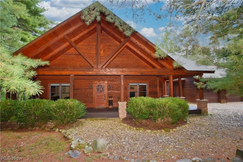 Photo of 1321 Whispering Pines Drive SW, Dellroy, OH 44620 (MLS # 5240447)