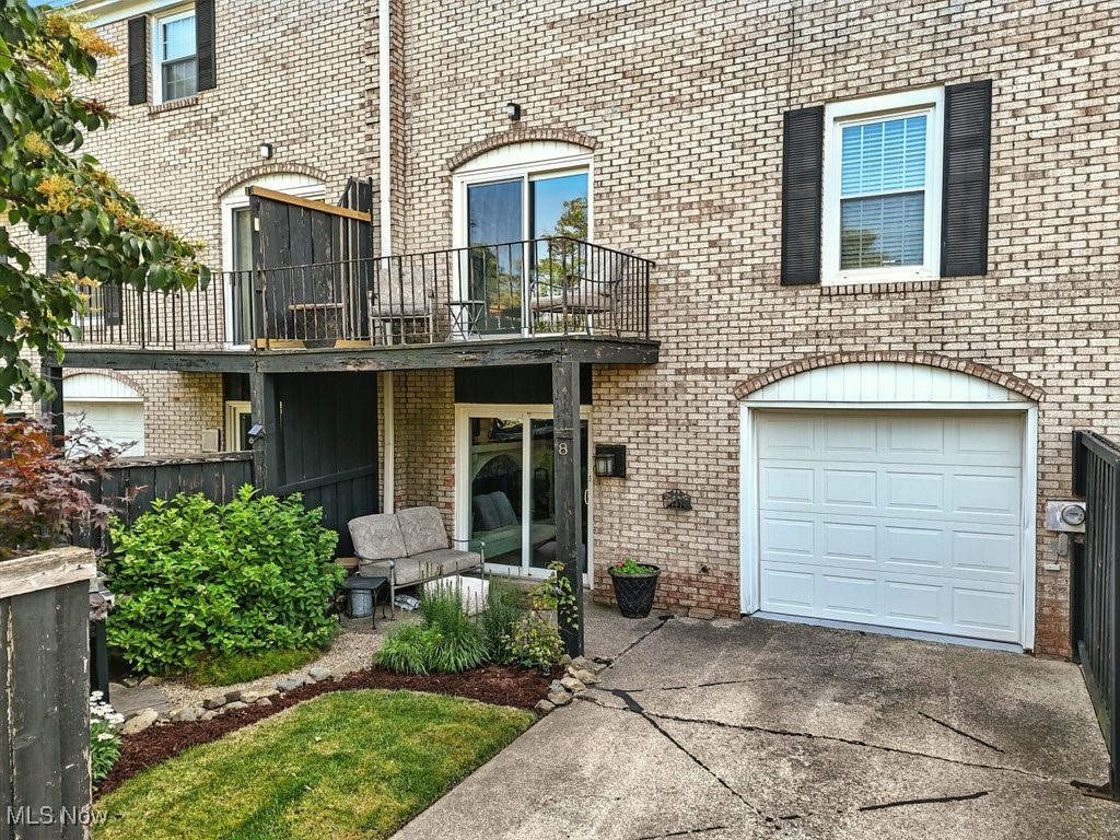 824 S Chillicothe Road