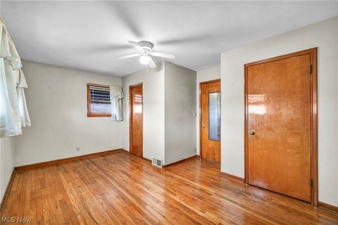 Tiny photo for 7181 York Road, Parma, OH 44130 (MLS # 5187161)