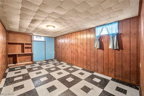 Tiny photo for 7181 York Road, Parma, OH 44130 (MLS # 5187161)