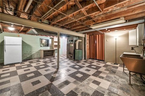 Tiny photo for 7181 York Road, Parma, OH 44130 (MLS # 5187161)