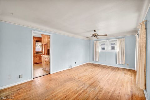 Tiny photo for 7181 York Road, Parma, OH 44130 (MLS # 5187161)