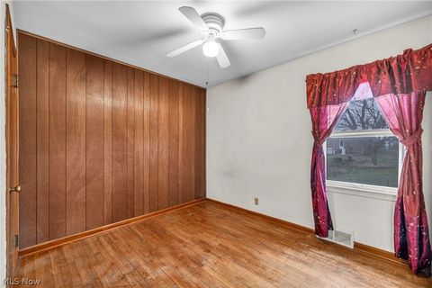 Tiny photo for 7181 York Road, Parma, OH 44130 (MLS # 5187161)