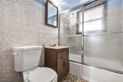 Tiny photo for 7181 York Road, Parma, OH 44130 (MLS # 5187161)