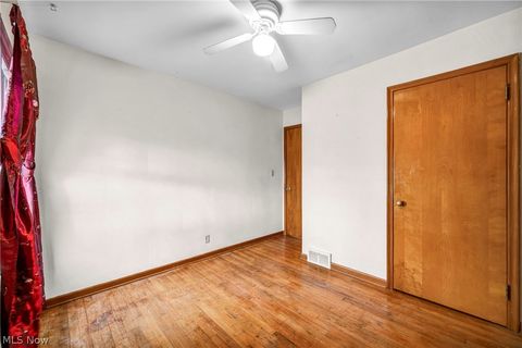 Tiny photo for 7181 York Road, Parma, OH 44130 (MLS # 5187161)