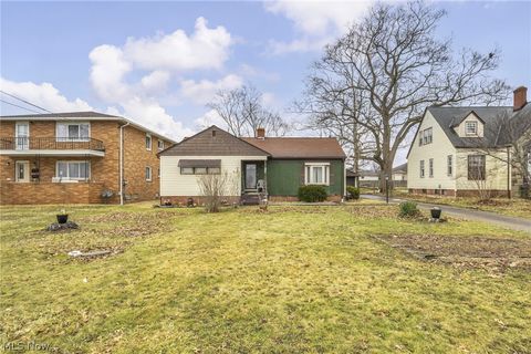 Tiny photo for 7181 York Road, Parma, OH 44130 (MLS # 5187161)