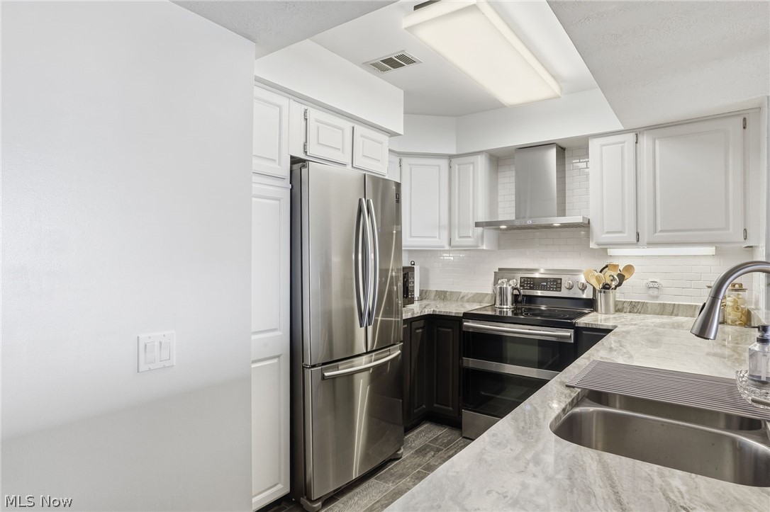 Beachwood Villa Condo - Residential
