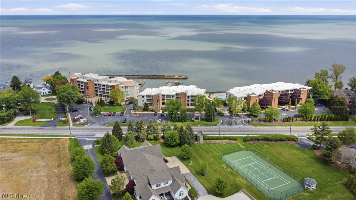 Beachwood Villa Condo - Residential