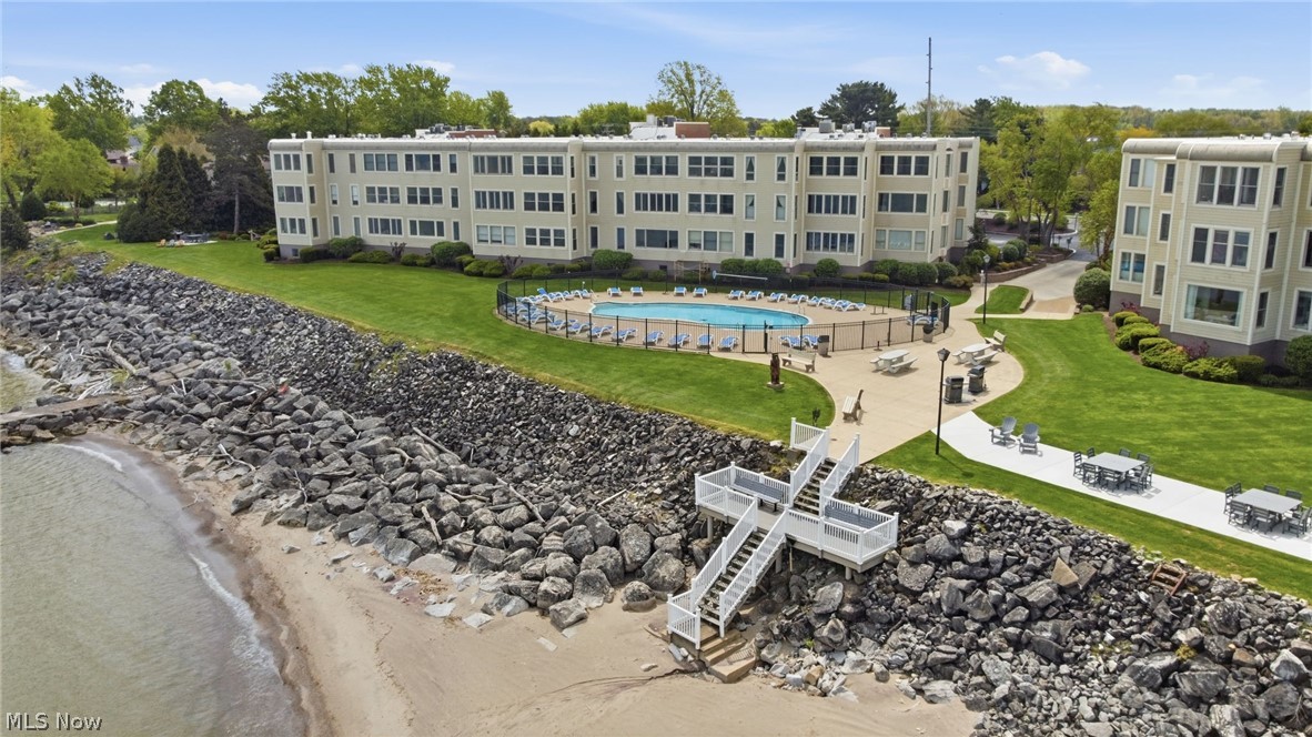 Beachwood Villa Condo - Residential