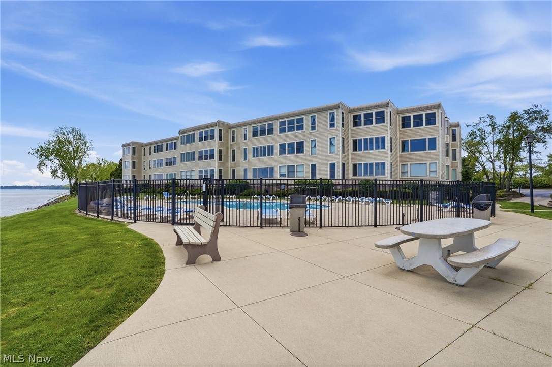 Beachwood Villa Condo - Residential