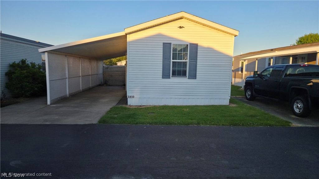 Photo of 4830 Snowdrift Lane, Zanesville, OH 43701 (MLS # 5211821)