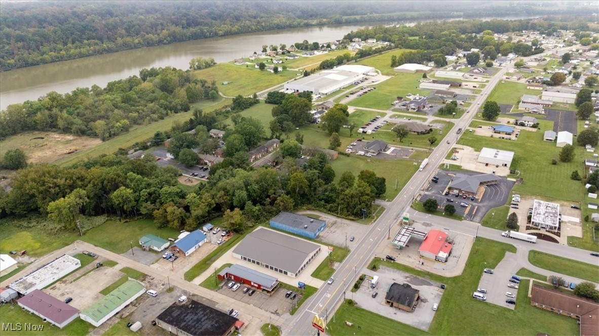 Ravenswood, West Virginia 26164, United States, ,Commercial,Active,220196