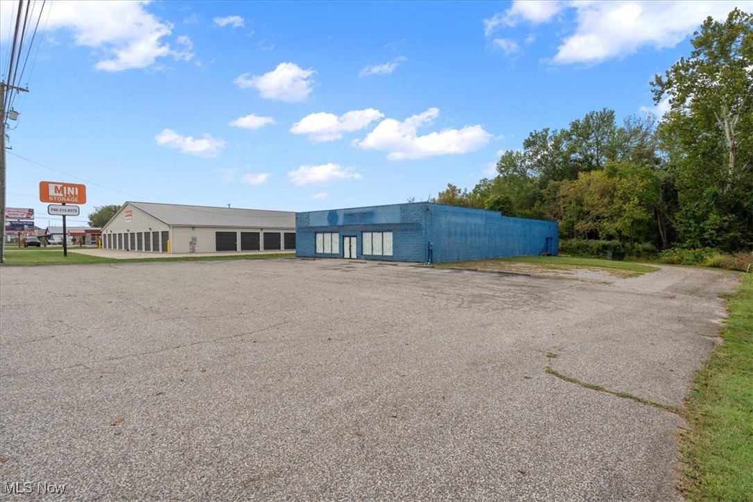 Ravenswood, West Virginia 26164, United States, ,Commercial,Active,220196