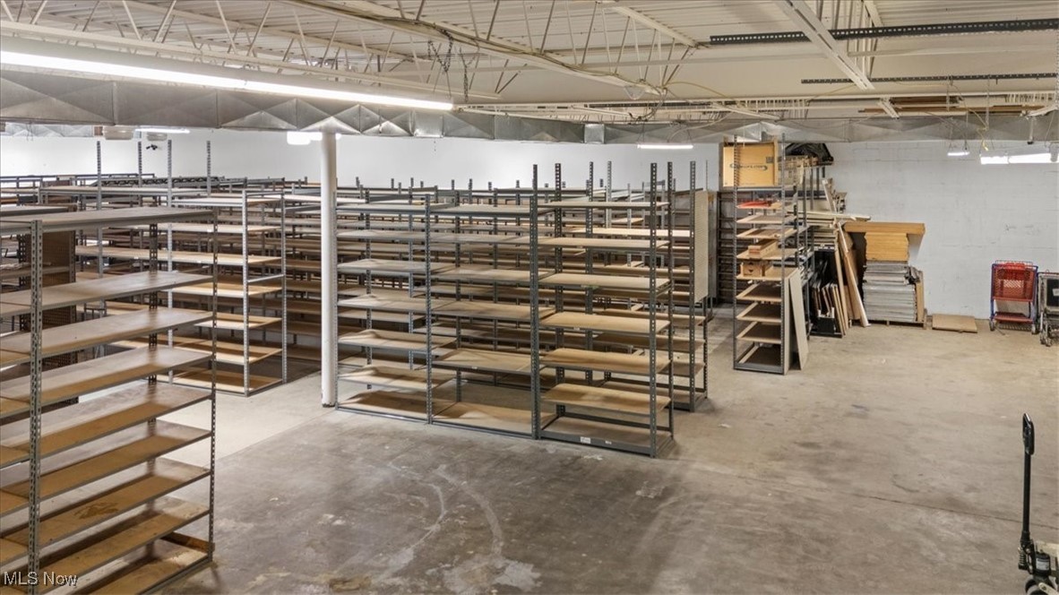 Ravenswood, West Virginia 26164, United States, ,Commercial,Active,220196