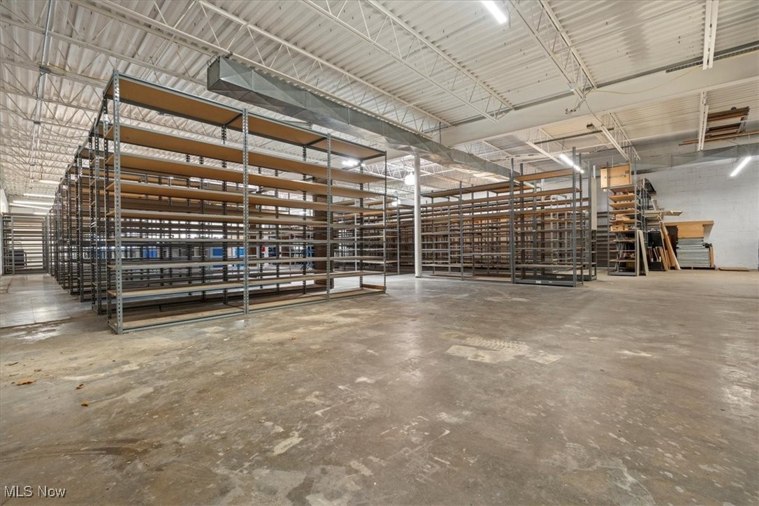 Ravenswood, West Virginia 26164, United States, ,Commercial,Active,220196