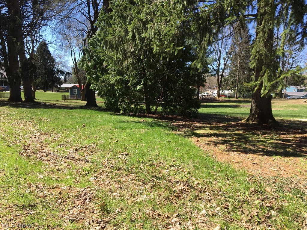 Uniontown Knolls - Land