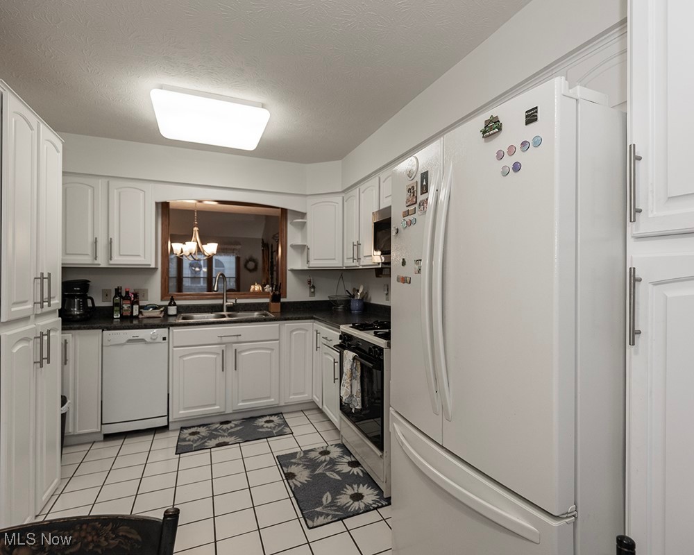 Villas At Highland Park - Residential