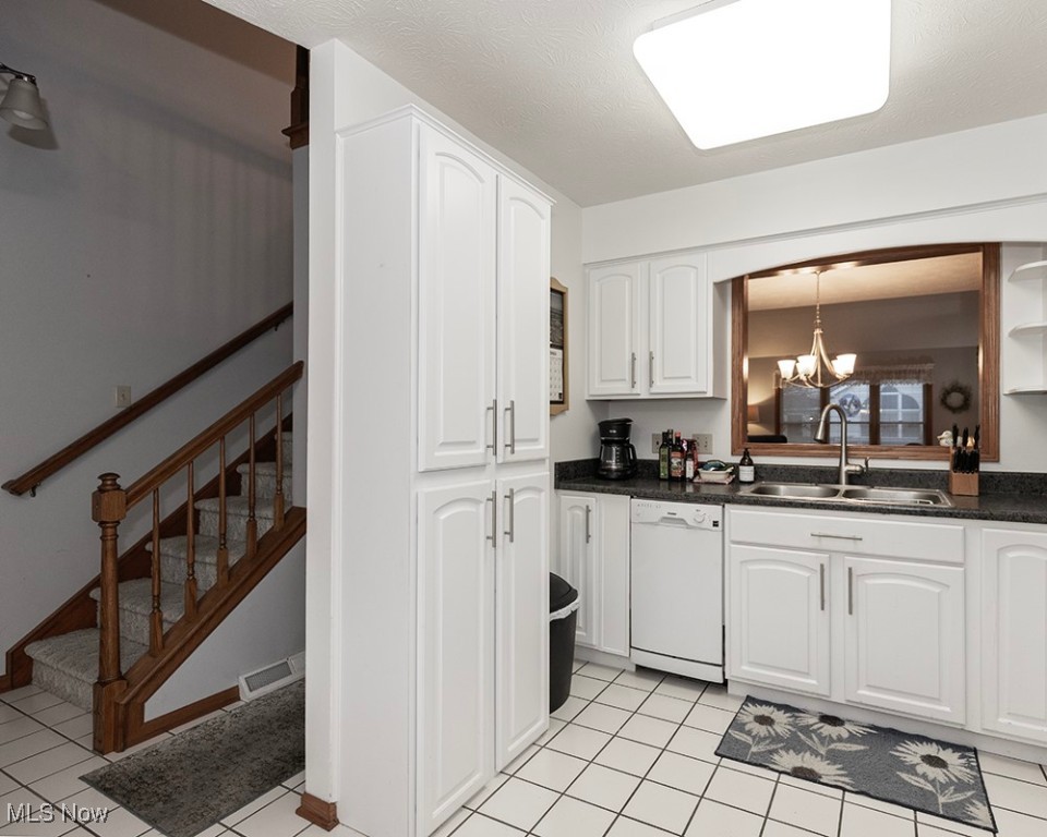 Villas At Highland Park - Residential