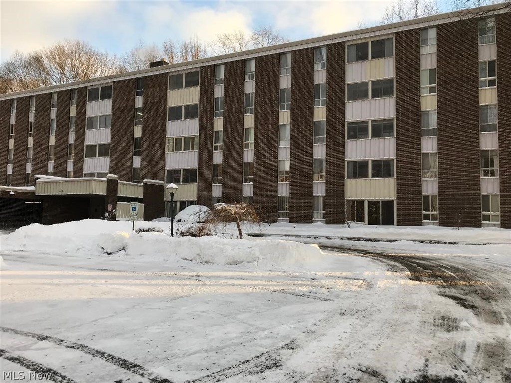 Sought after "first floor" walk out condo in Building C. Freshly painted throughout and gleaming clean! Enjoy the view as you enter the 3 season sun room that walks out to the patio! You'll love the cozy eating space in the fully applianced kitchen as well as a dining "L" perfect for entertaining just steps away. the dining area opens into the inviting living room. Updates include bath, flooring and ceramic tile. The unit includes an assigned garage space and separate storage room. The community features a party room, guest suites, an outdoor heated pool, clubhouse, exercise room, craft room, bocce ball court and more. The condo fee includes all the utilities and basic cable.