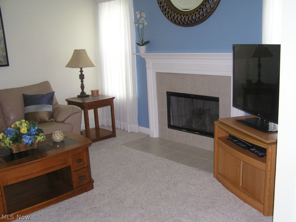 Lakeside Courts - Residential