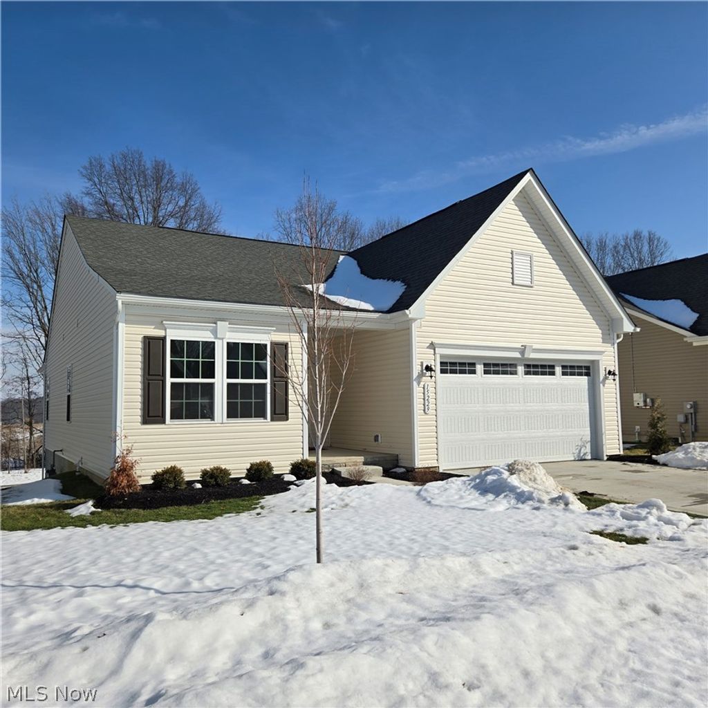 Photo of 15229 Timber Ridge Drive, Middlefield, OH 44062 (MLS # 5187292)