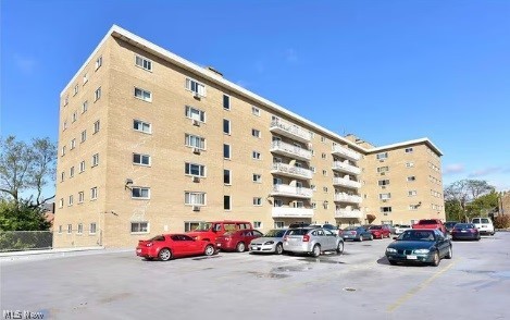 Waverly House Condo - Residential