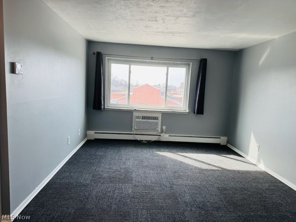 Photo of 14567 Madison Avenue #505, Lakewood, OH 44107 (MLS # 5193955)