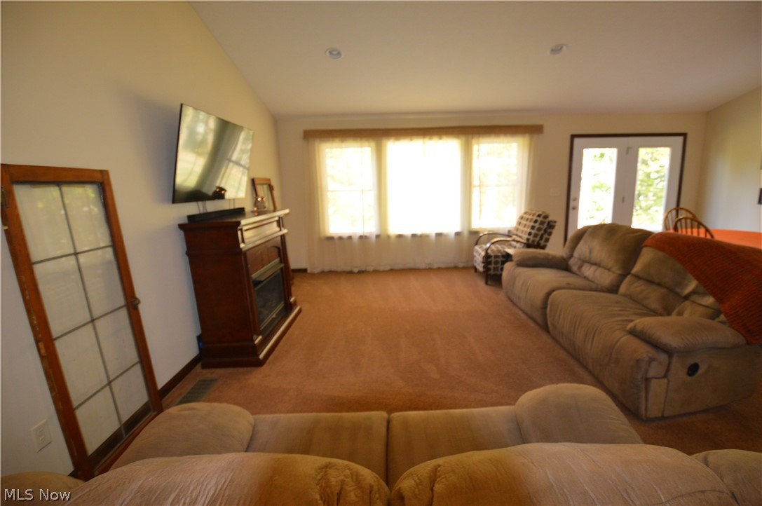 H Phillips & E Hoyle 01 - Residential