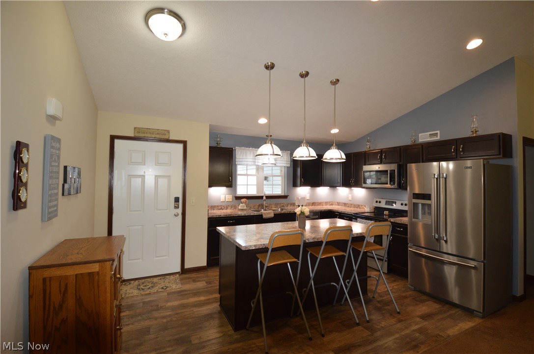 H Phillips & E Hoyle 01 - Residential