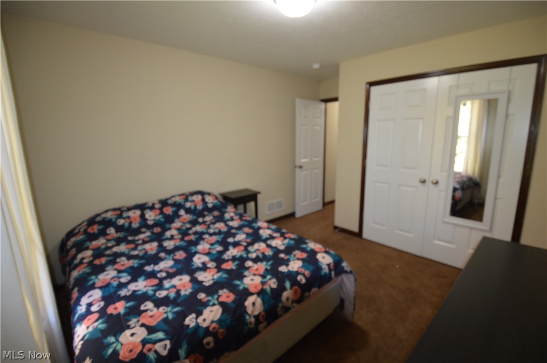 H Phillips & E Hoyle 01 - Residential