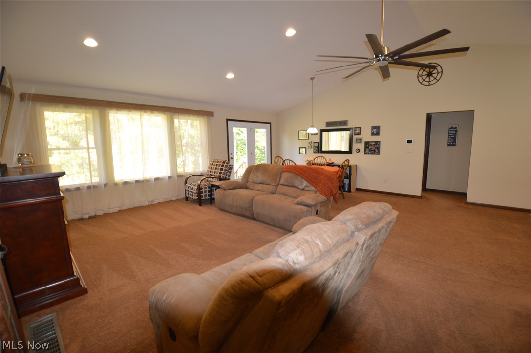 H Phillips & E Hoyle 01 - Residential