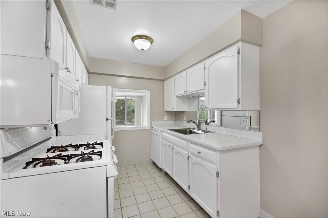 The Carlyle - Residential