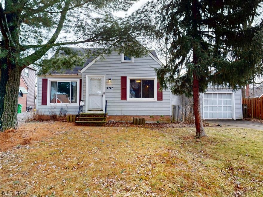 Charming 3 bedroom, 1.5 bath bungalow offering a comfortable layout and classic appeal. The kitchen features beautiful maple cabinets with plenty of storage. Newer windows installed throughout the home within the past three years bring in natural light and added energy efficiency.
New refinished hardwood floors and fresh updated paint extends throughout the home, creating a clean and inviting feel. The property offers three well-sized bedrooms along with 1 full bathroom and 1 half bathroom, providing a functional space for everyday living. The basement provides flexible space for a rec room, home office, or extra storage, adding even more versatility to the home.
Conveniently located near shopping, dining, parks, and major highways. Offering a 1 year home warranty! Schedule your private showing today.