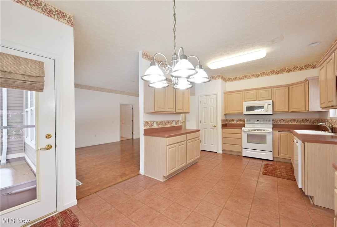 Avenbury Lakes Subdivision - Residential