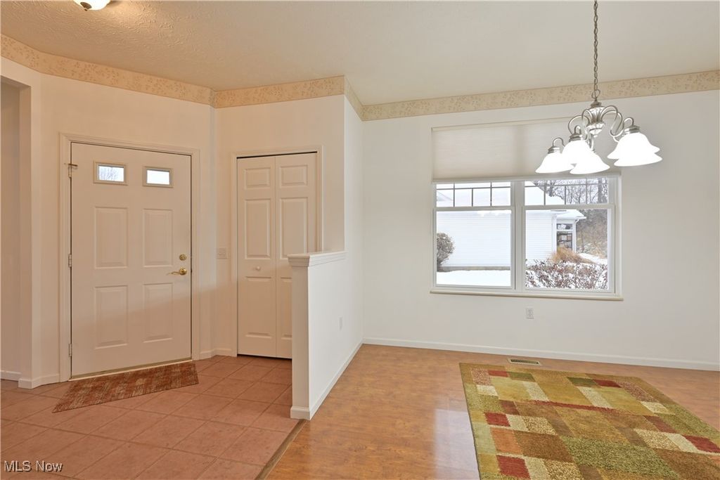 Photo of 1908 Pembrooke Lane, Avon, OH 44011 (MLS # 5175341)