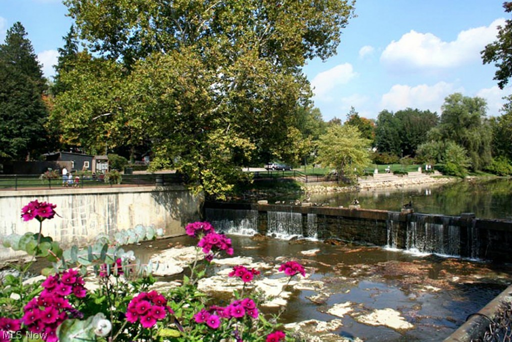 Frank & H T Bradleys Allotmen - Residential