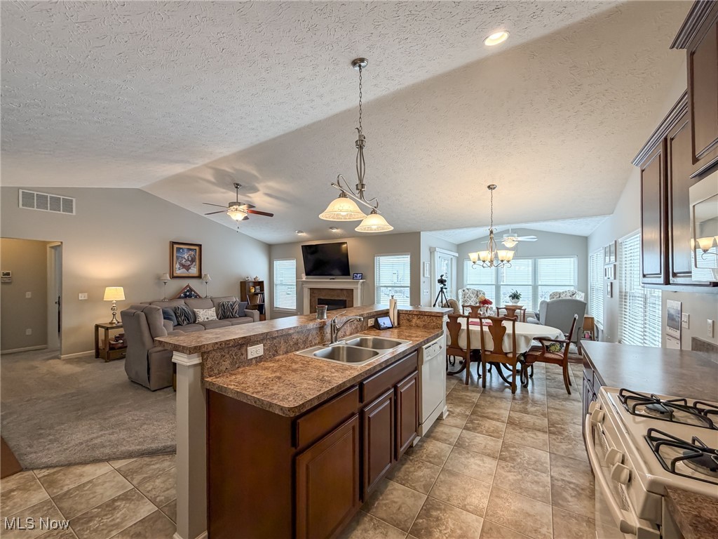 Arbors Bridgewater Crossing - Residential