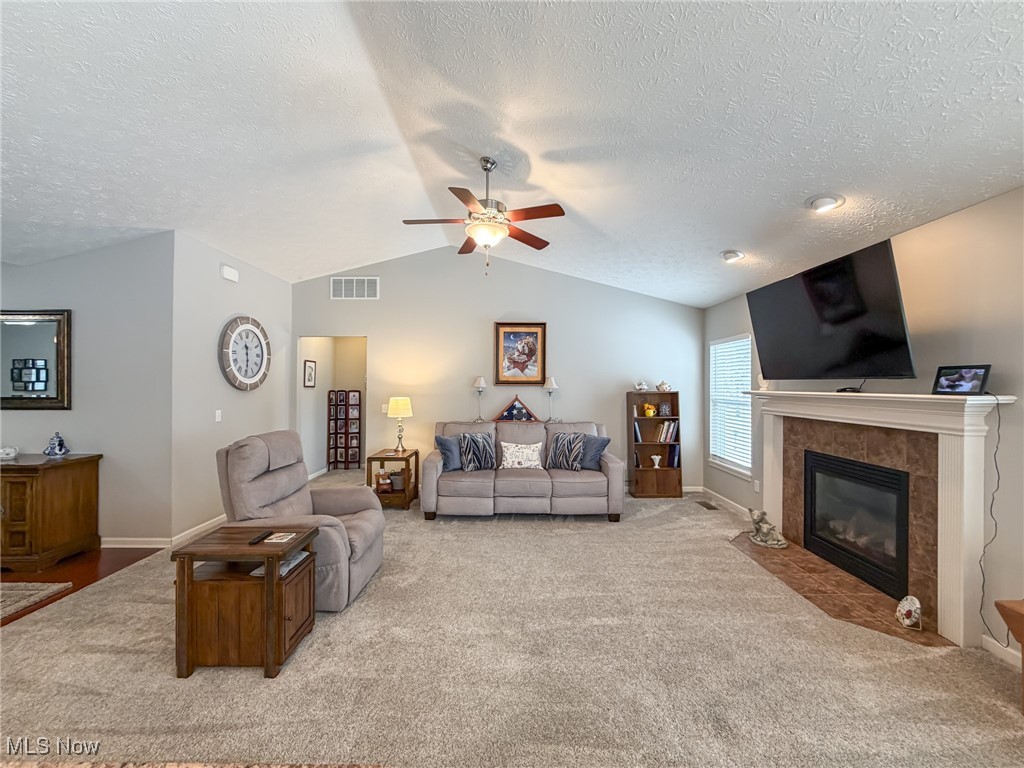 Arbors Bridgewater Crossing - Residential