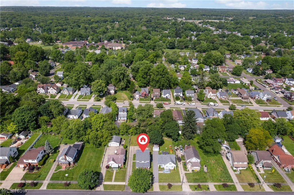 Photo of 890 Winton Avenue, Akron, OH 44320 (MLS # 5214840)