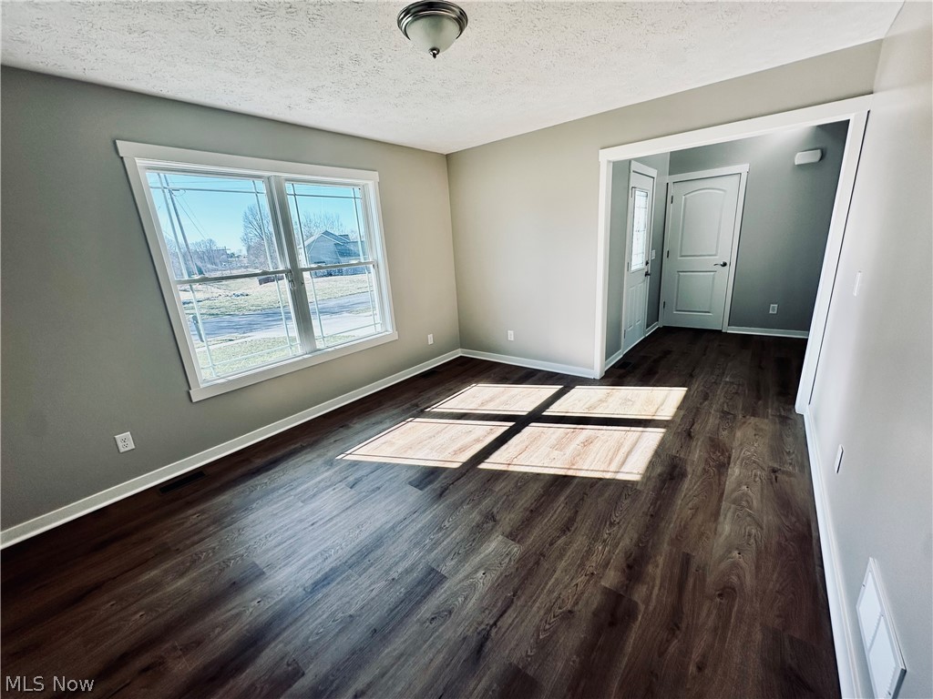 Breakneck Creek - Residential