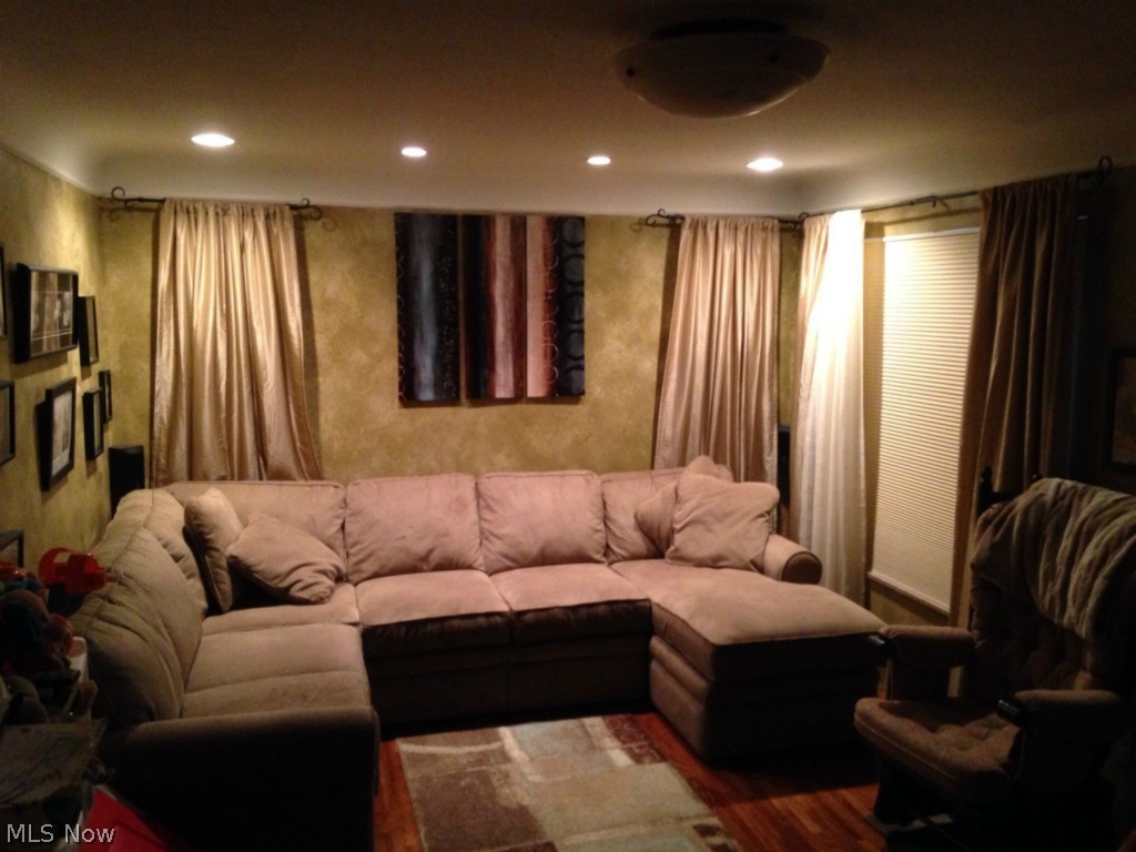 Janmar 05 - Residential